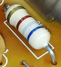 a carbon film resistor mounted on a pcb